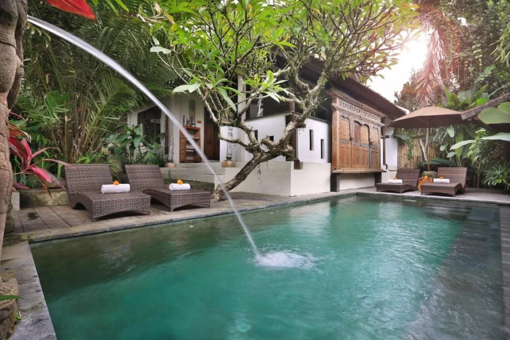 Gusde House Villas