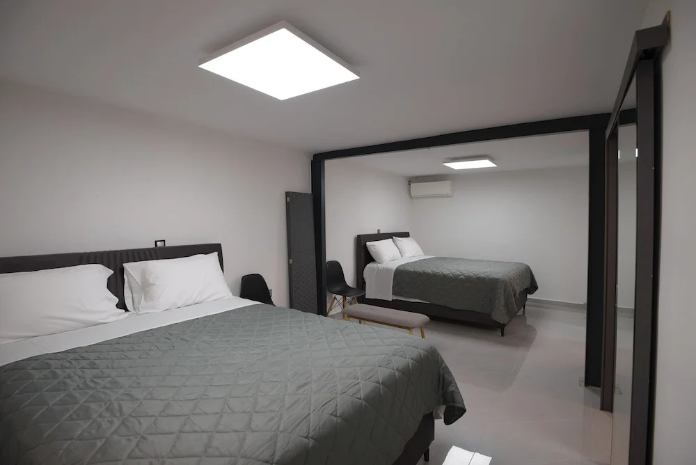 Casa d Irene near airport beach