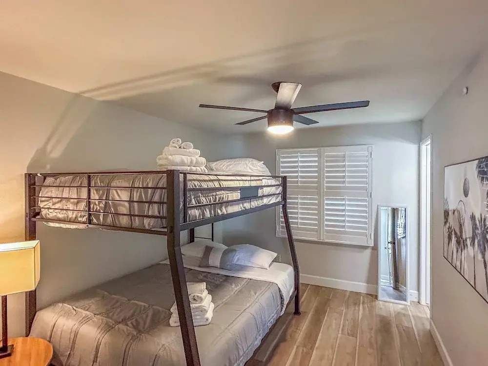 Phoenix 4 BDR Home With Outdoor Entertainment