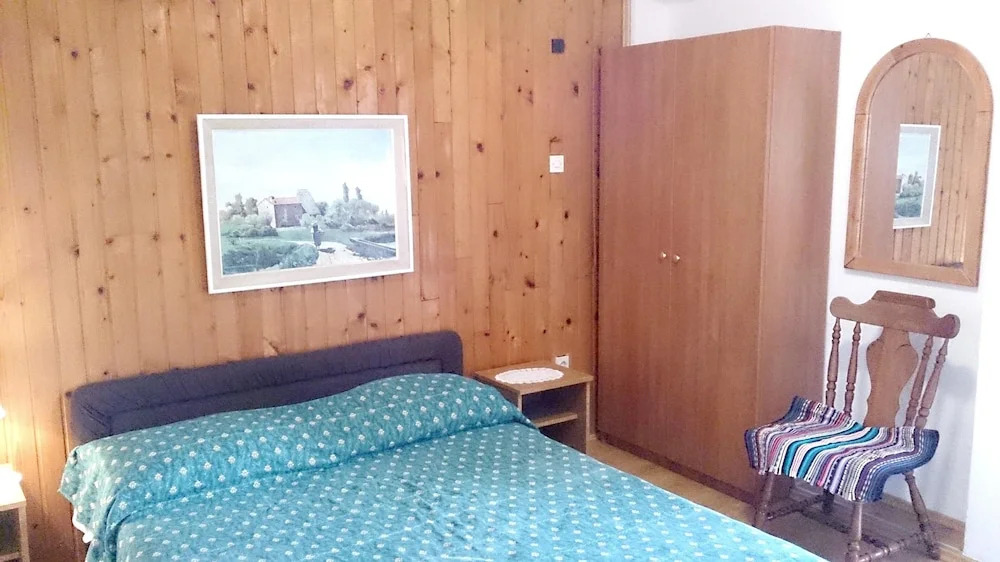 Apartment With 3 Bedrooms in Privlaka, With Wonderful sea View and Enc