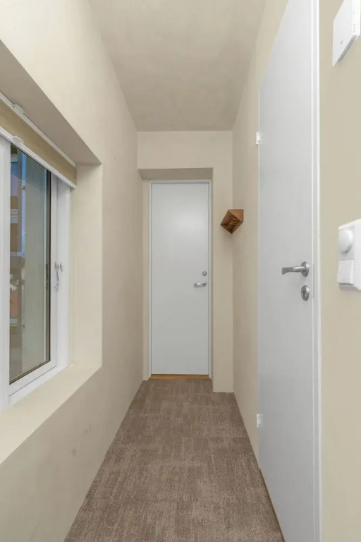 Central Guest House - Private Bathroom