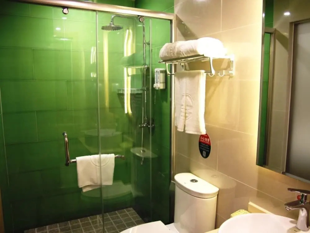 GreenTree Inn Shandong Jinan Gaoxin District South Gongye Road Middle Aoti Road Express Hotel