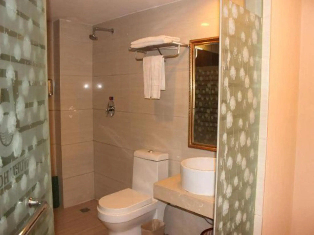 Wuhu Business Hotel