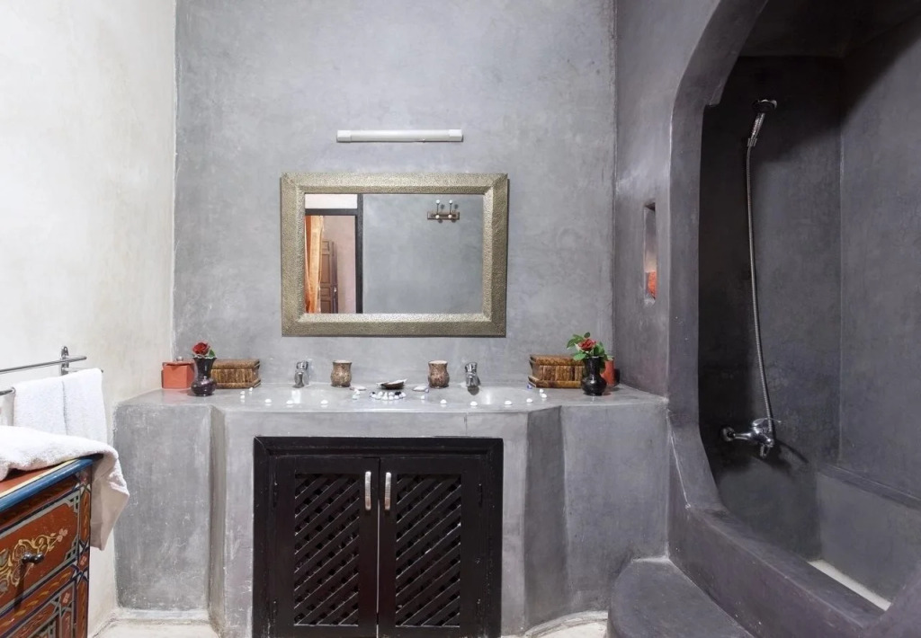 Dar Kamar Zamane - Adults Only