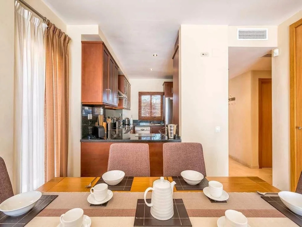 Malibu Apartments