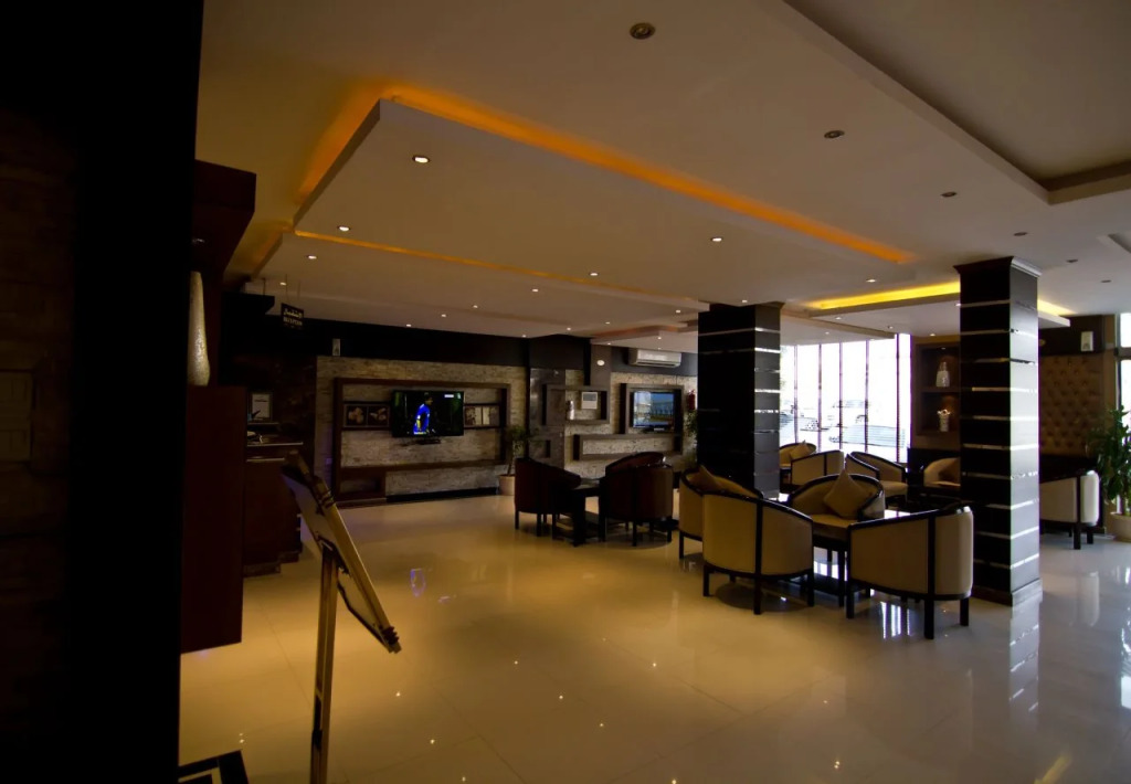 Rest Night Hotel Suites - AL Ta`awon-Hussin bin Ali