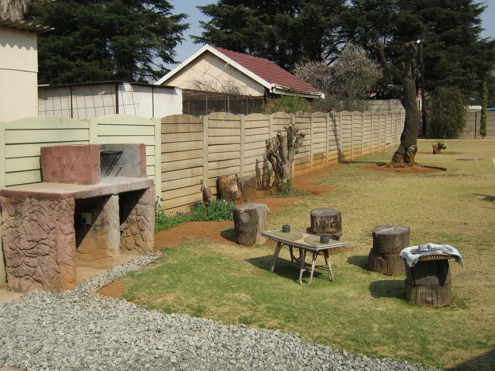 Terrylin Guesthouse and Backpackers Hostel
