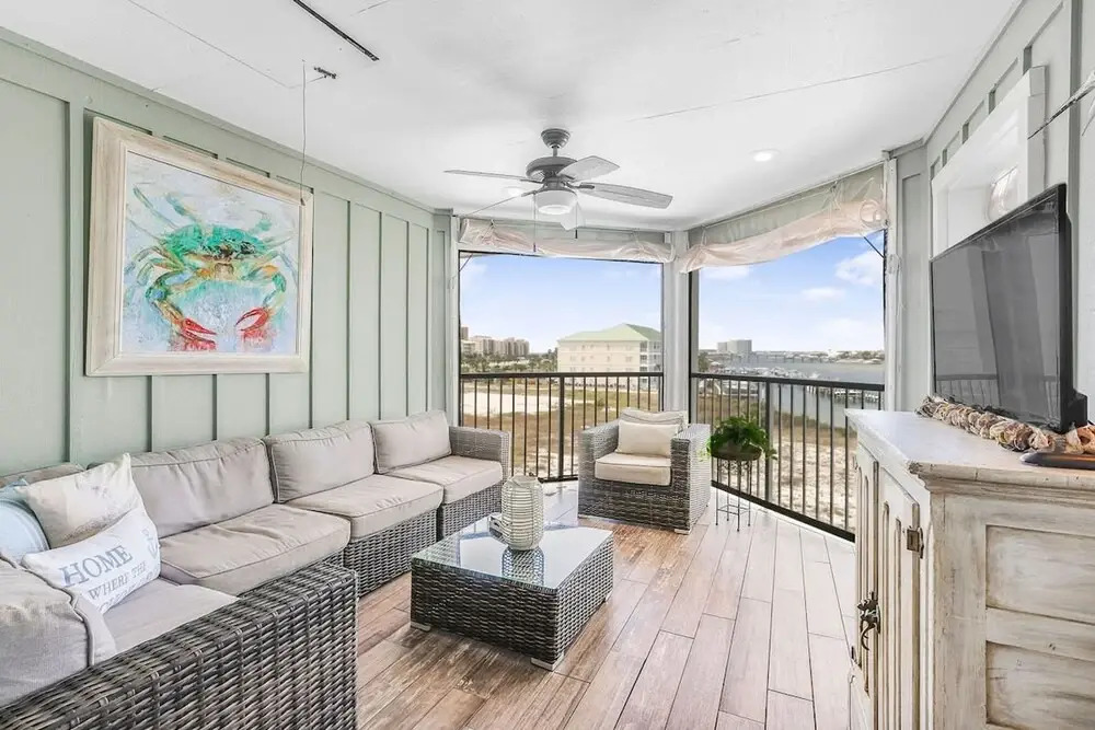 Jubilee Landing 306 Beach Bay Boat Slip Pool