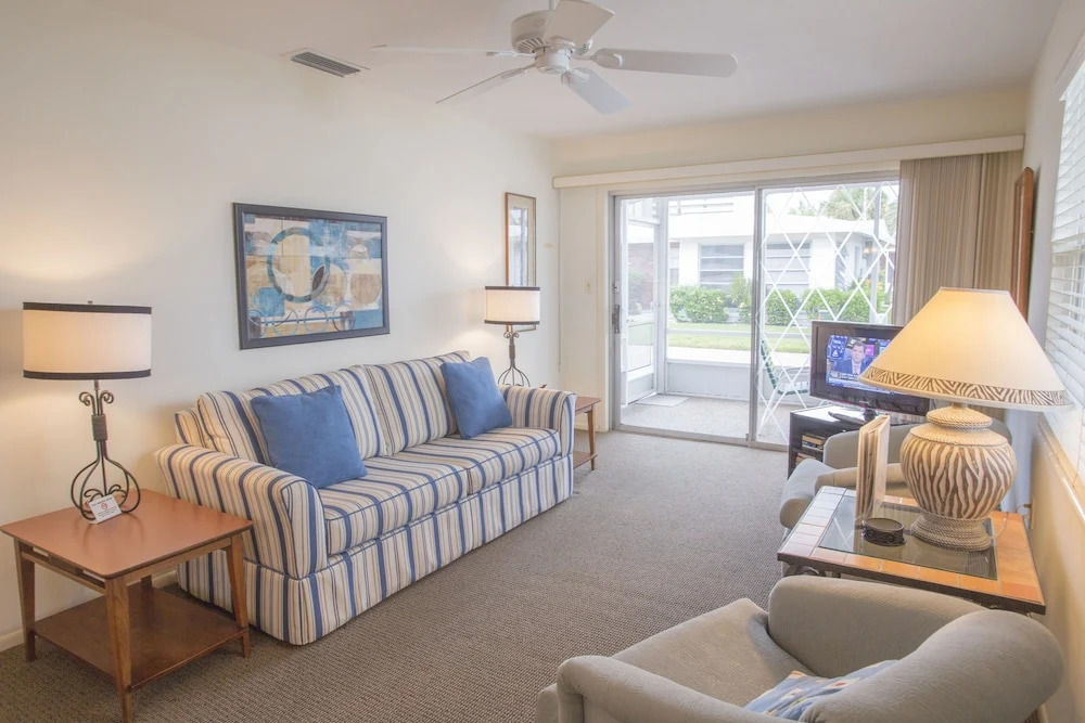 Aloha Kai - 36 1 Bedroom 1 Bathroom Apts