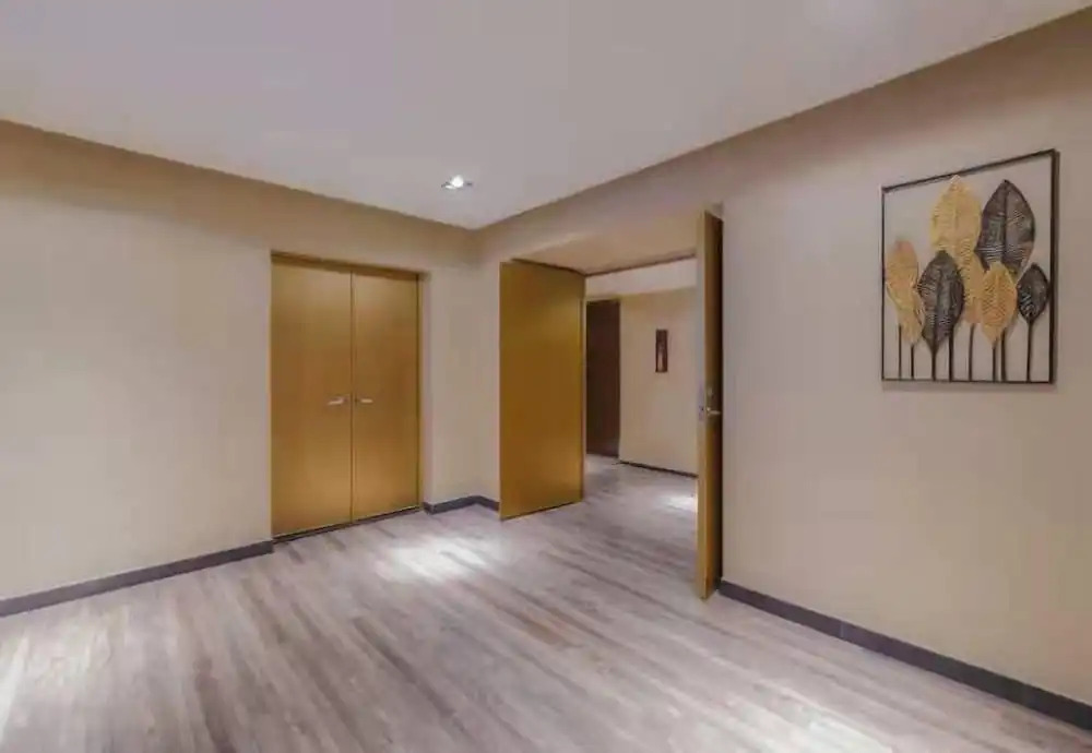 De La Reine Bar Spa Hotel Guangzhou