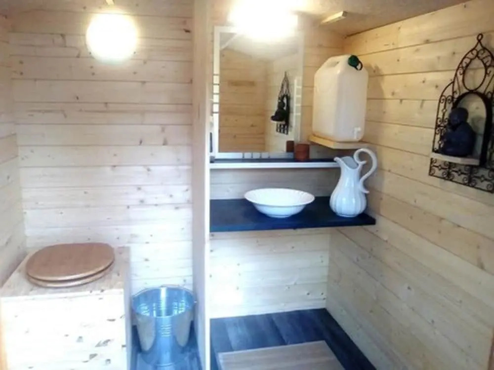 LES TONNEAUX DE LEURE LOGEMENT INSOLITE