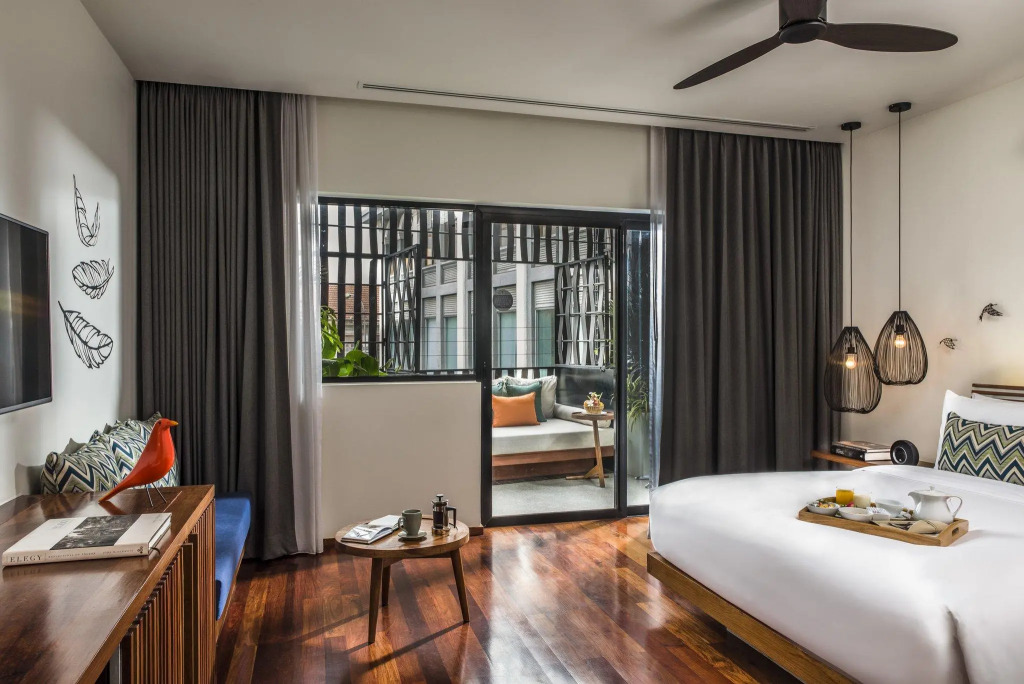The Aviary Hotel