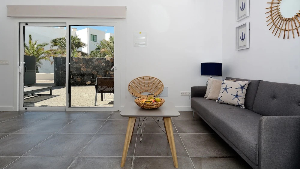 casa sea front costa teguise