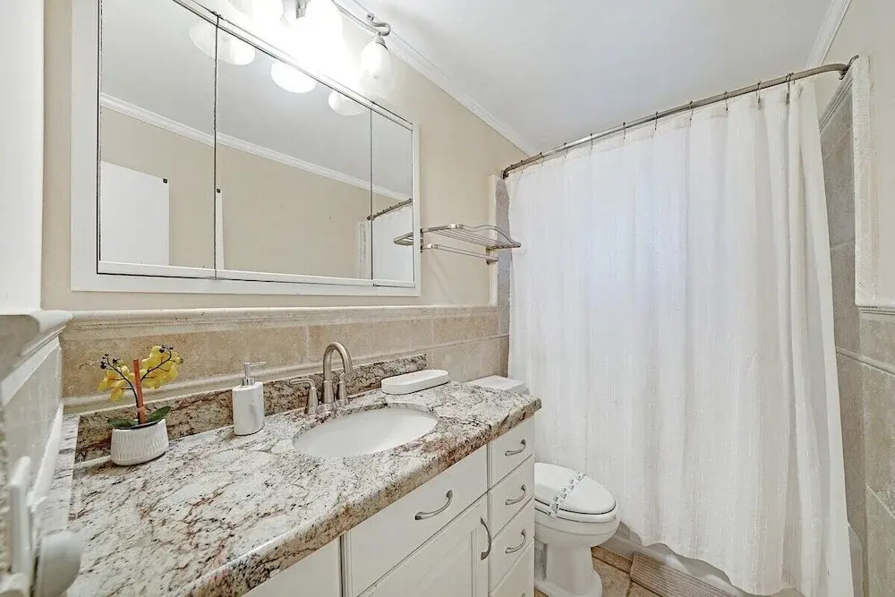 332 Wilton Manors in Wilton Manors