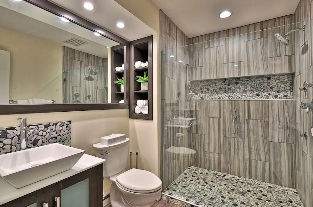 The Grande Suite at Killington: Sleeps 10 Guests, Close to Mountain!