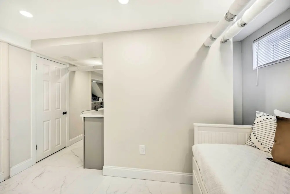 Elmont Studio Near UBS Arena, 19 Mi to Nyc!