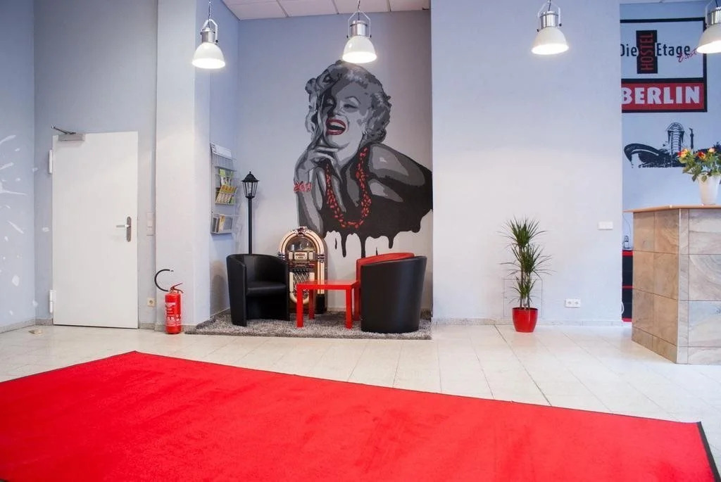 Hostel Die Etage East