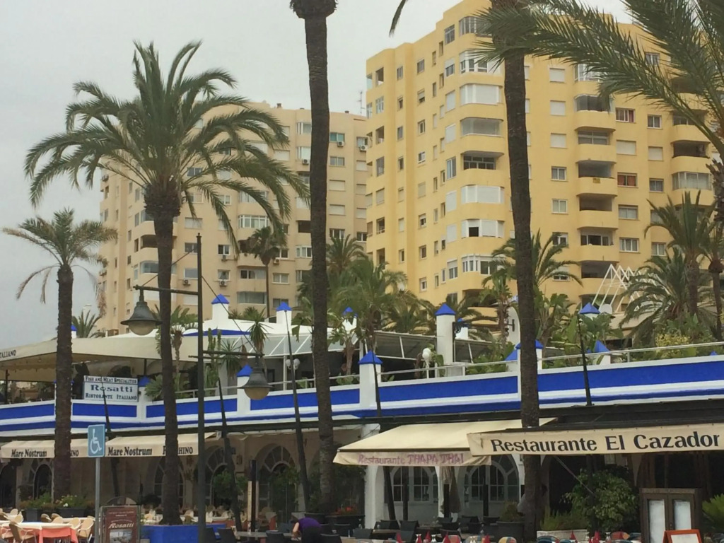 Estepona Port Apartment