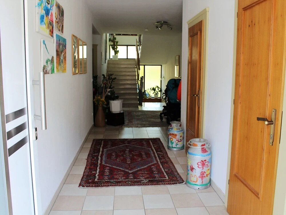 Comfy Apartment With Garden, Balcony, Bbq,table Tennis Table