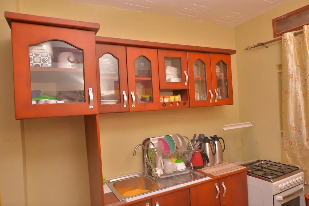 3 Bed House - Sleeps 8, Wifi, Parking, Pets