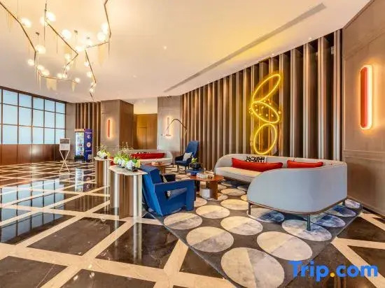 Yuyue E-sports Hotel (Jinan Lanxiang Middle Road Branch)
