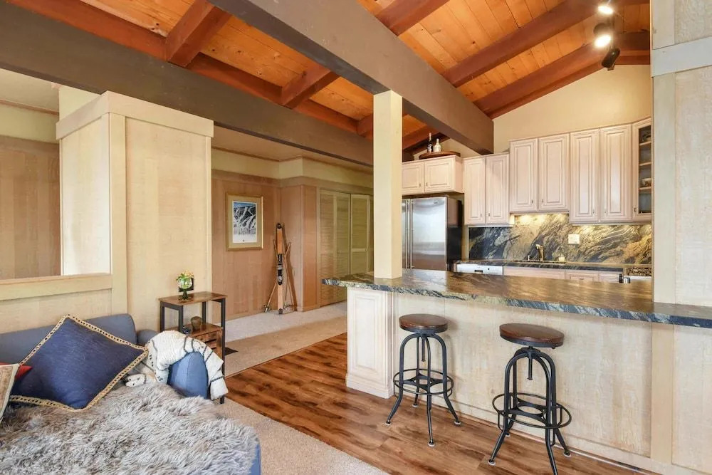 Rocky Ridge Retreat