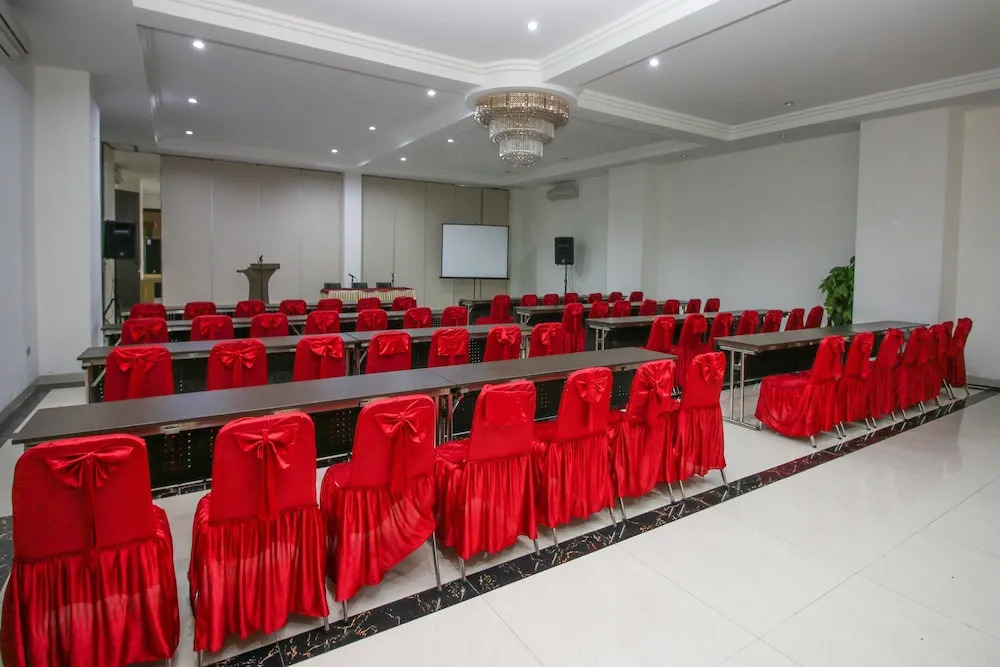 Airy Uritetu Jan Paays 16 Ambon