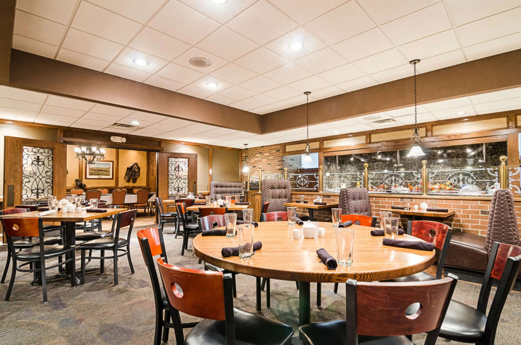 Clarion Inn Garden City