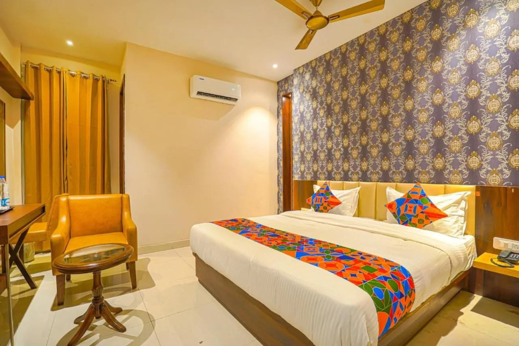 FabHotel Prime Empire