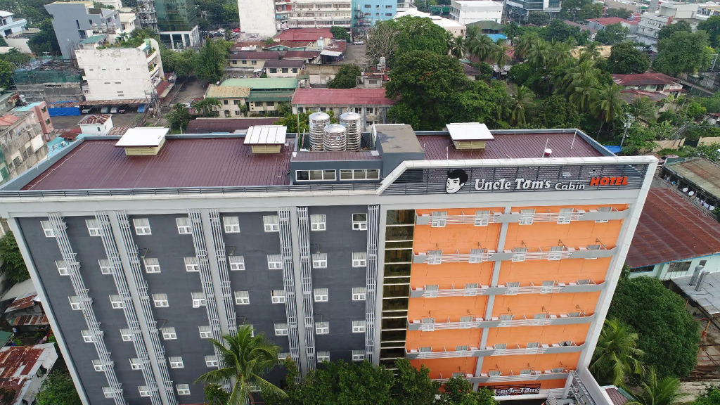 Uncle Toms Cabin Hotel