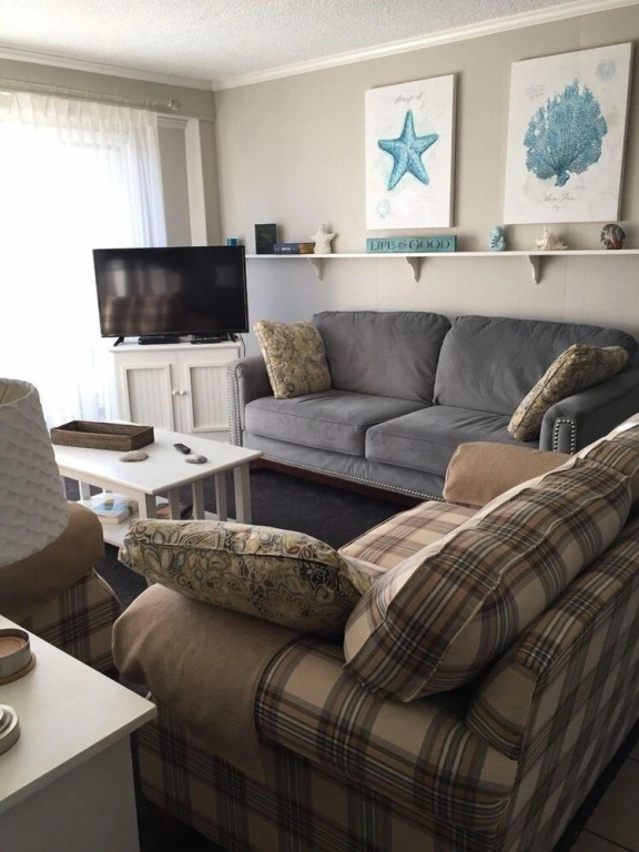 Holden Memories #67108 - 3 Br Condo