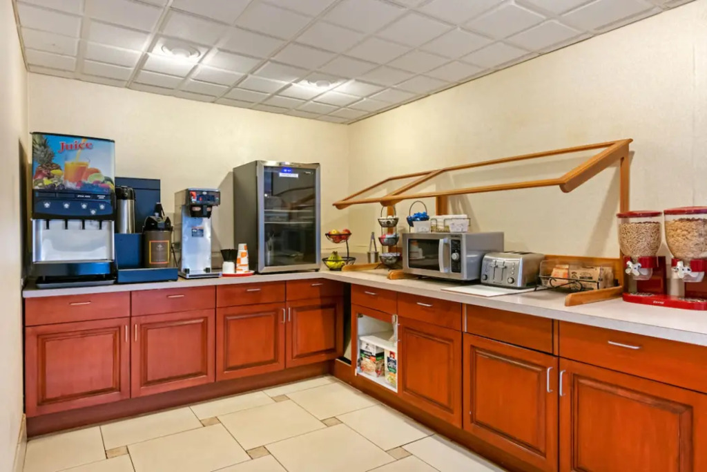 SureStay by Best Western Jacksonville Airport
