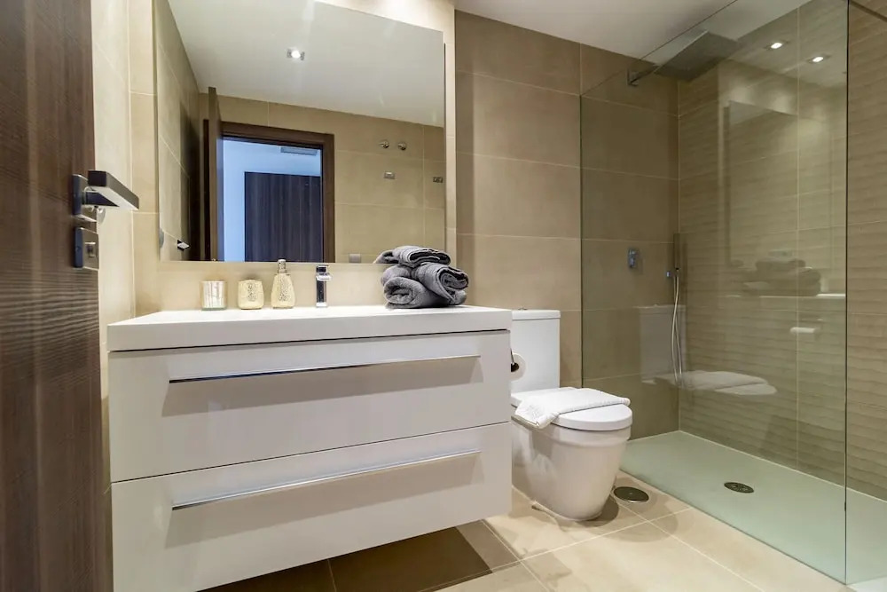 AE8 - Luxury 3 bedroom apartment in San Pedro