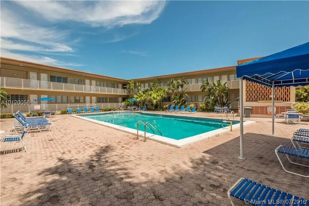 Gorgeous River-view Apartment Hallandale Beach :)