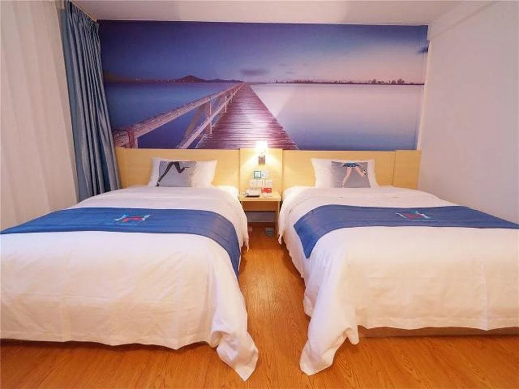 Pai Hotel Zhuhai Gongbei Port City Rail Terminal