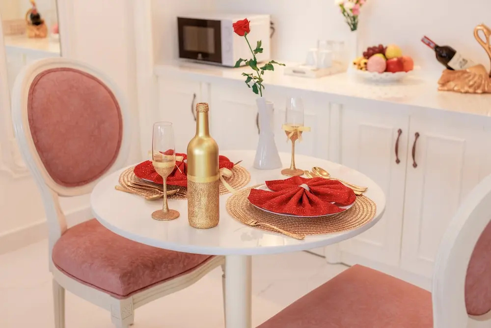 Couple Retreats - Romantic Apartment