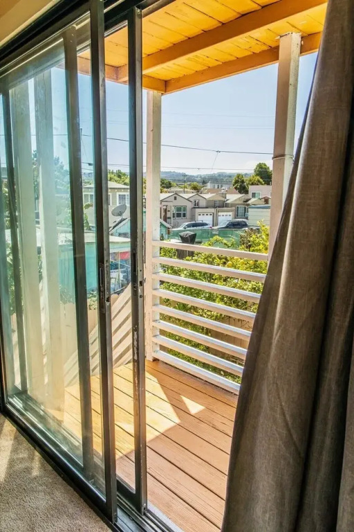 Large 2 Bed w/ Room For 8