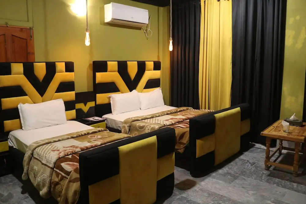 ALMAS HOTEL Best Hotel in swat