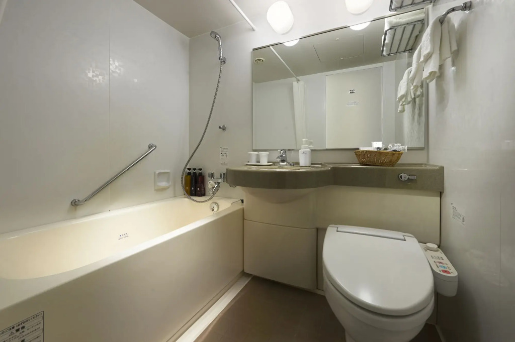 Отель Sunroute Plaza Shinjuku