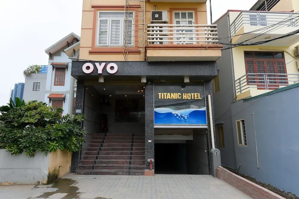 TITANIC HOTEL