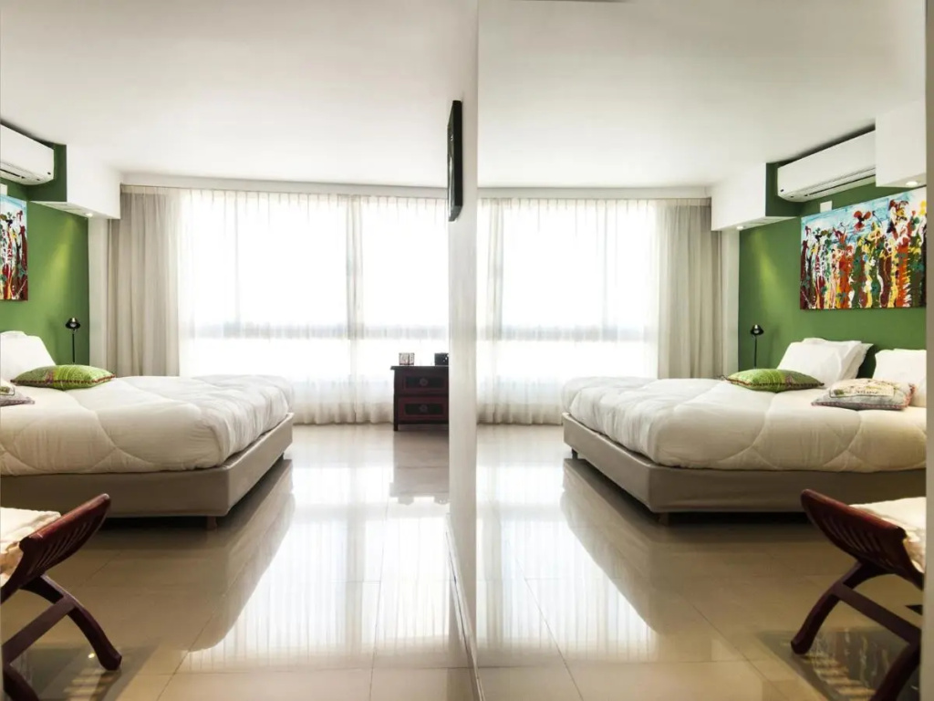 Shoshana Hotel Boutique