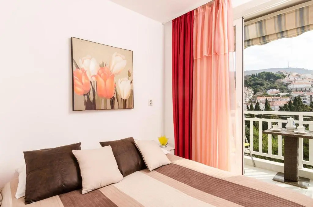 Apartment Nina