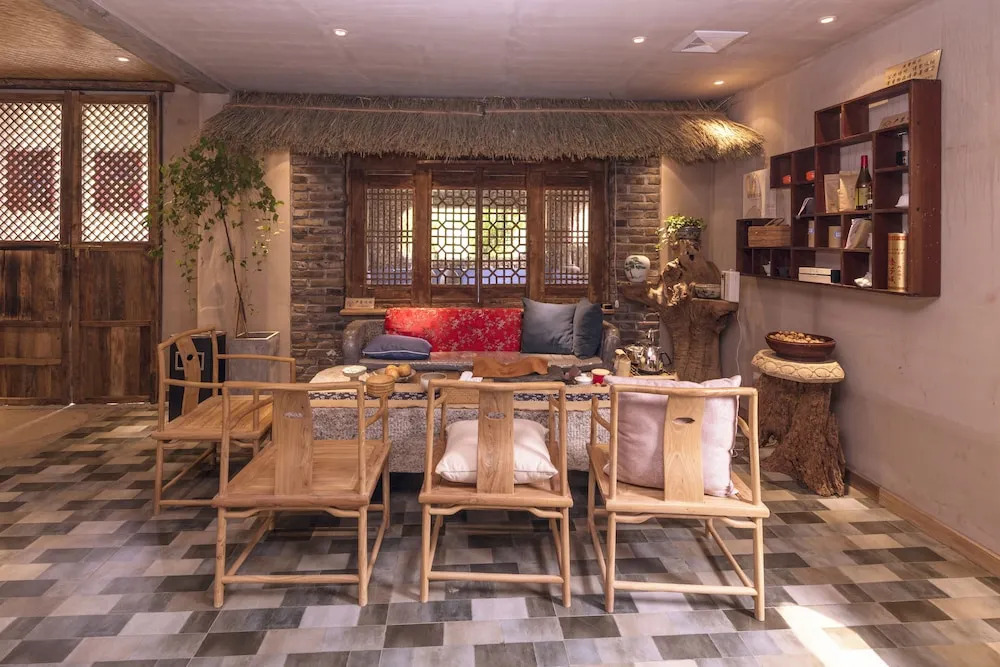 Lotus Mountain Boutique Inn