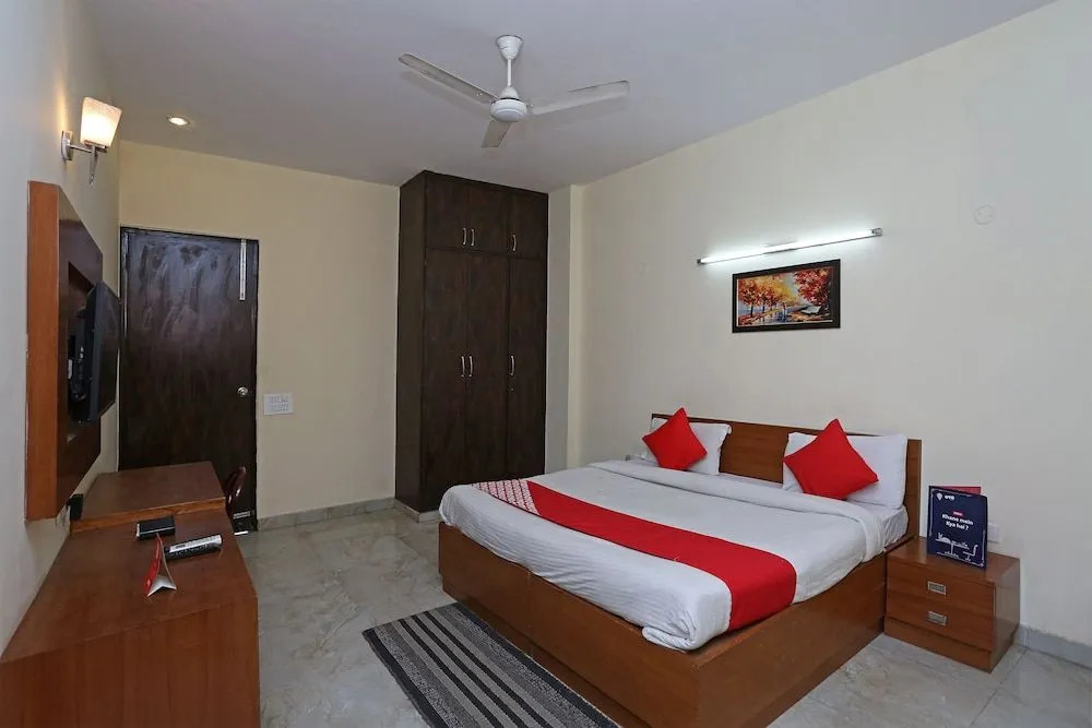 OYO Rooms Cyber Park II