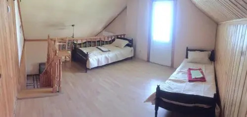 Hotel Lashtani