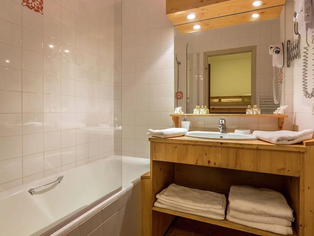 Savoyards and rustic studio in the heart of Val d'Isère