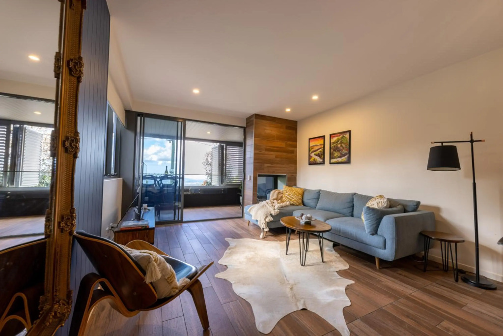 Luxury Hinterland Retreat - Family Suite with Hinterland and Ocean Views