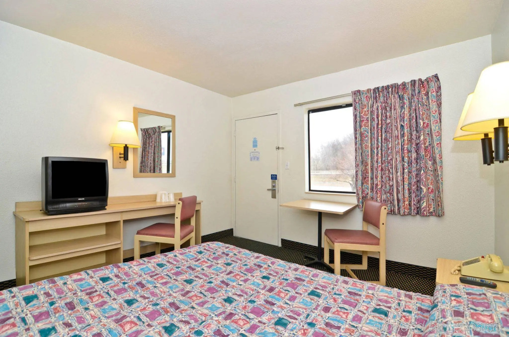 Budget Inn