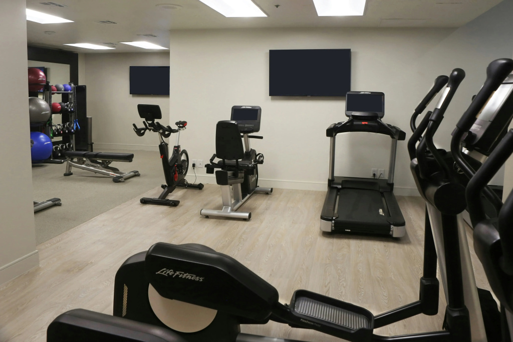 Embassy Suites by Hilton Los Angeles International Airport South