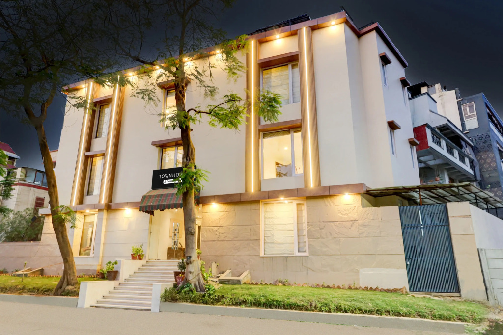 Super Townhouse T Block Sector 24